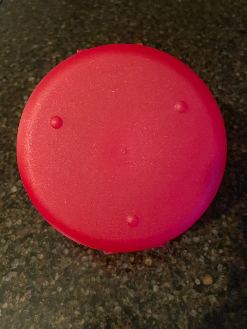 Vintage Tupperware Bagel Keeper w Smidget mini container red